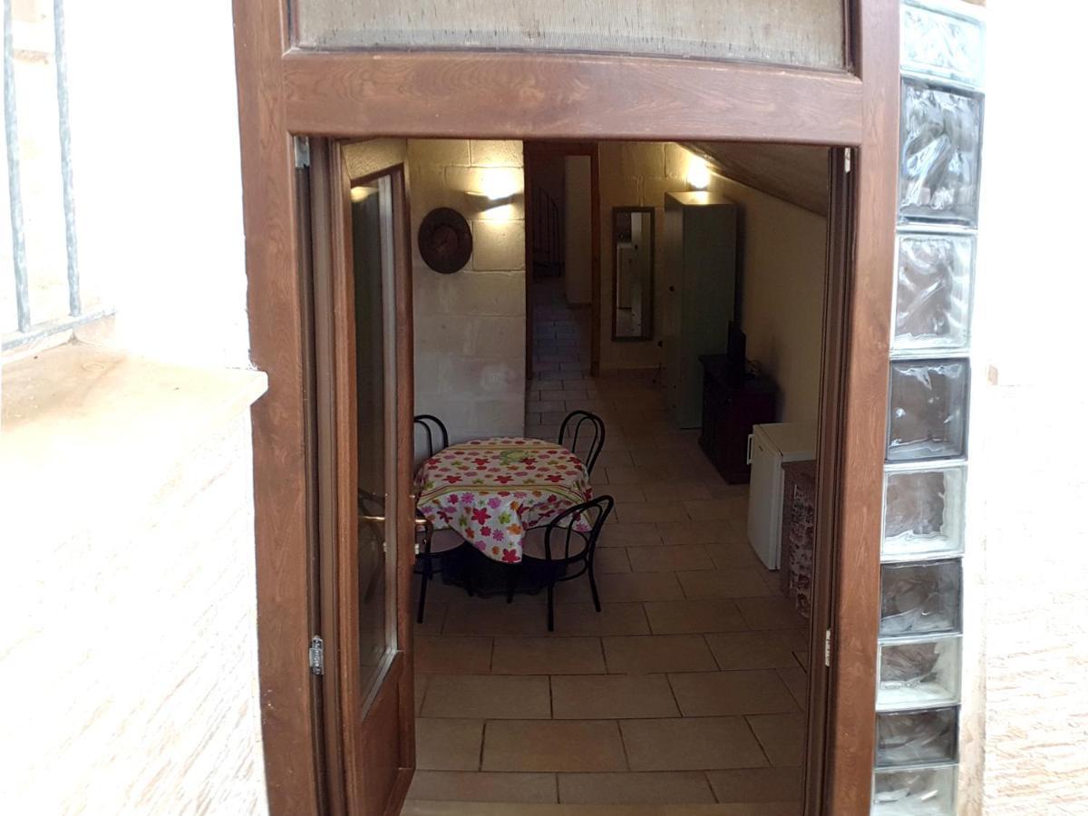 Oikia Vacanze Uggiano La Chiesa Casa Dante Εξωτερικό φωτογραφία
