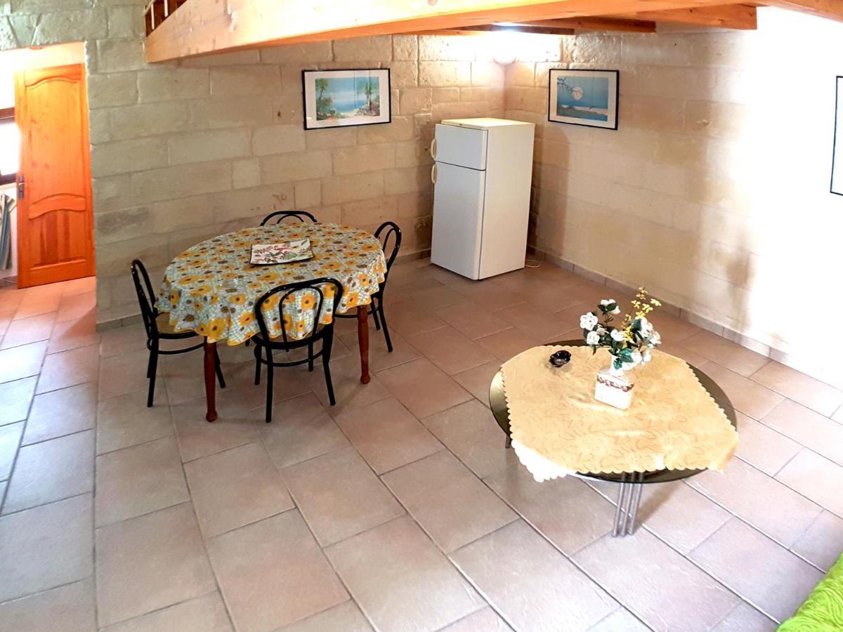 Oikia Vacanze Uggiano La Chiesa Casa Dante Εξωτερικό φωτογραφία