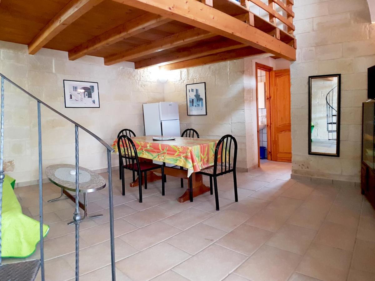 Oikia Vacanze Uggiano La Chiesa Casa Dante Εξωτερικό φωτογραφία